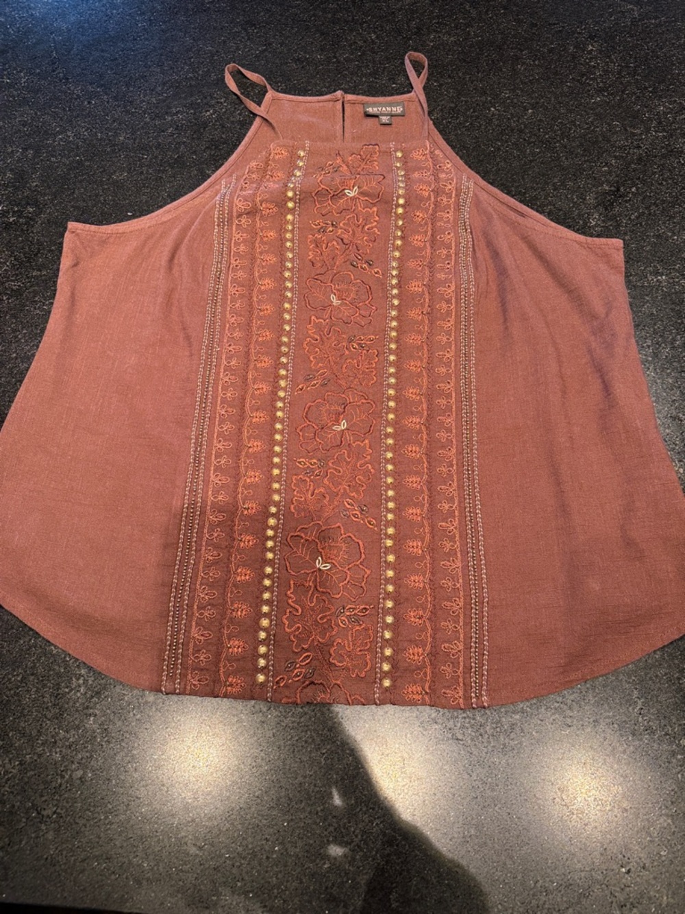 NWOT Shyanne from Boot Barn, embroidered, beaded, Linen, halter top, Size XL